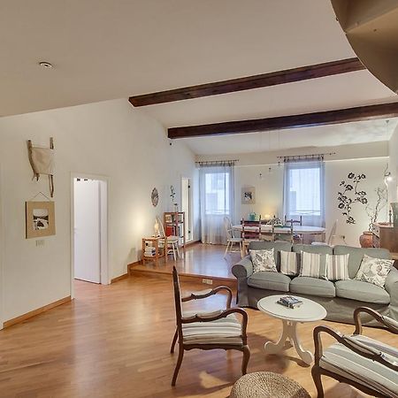 Apartments Florence Altana Стая снимка