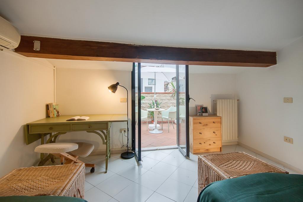 Apartments Florence Altana Стая снимка
